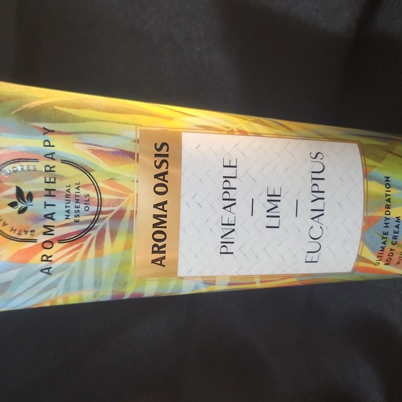 NWT Set of Pineapple, Lime, Eucalyptus Aromatherapy BB&W Cream and OIl - Picture 4 of 7